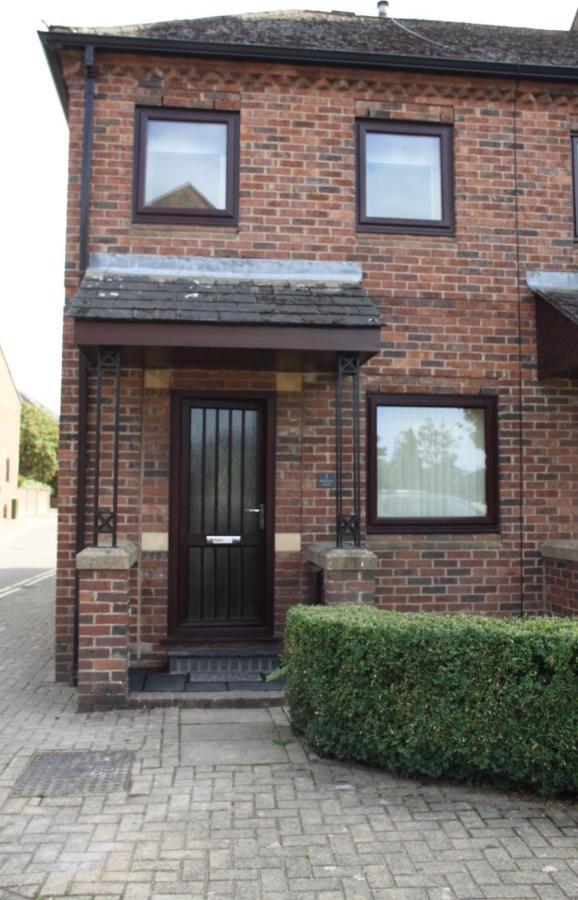 City Centre Town House With Riverside Views And Free Parking 1Bak York Exterior photo